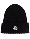 Moncler Logo Patch Knitted Beanie In Black