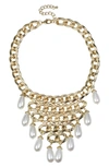 Jardin Imitation Pearl Chain Bib Necklace In White/ Gold