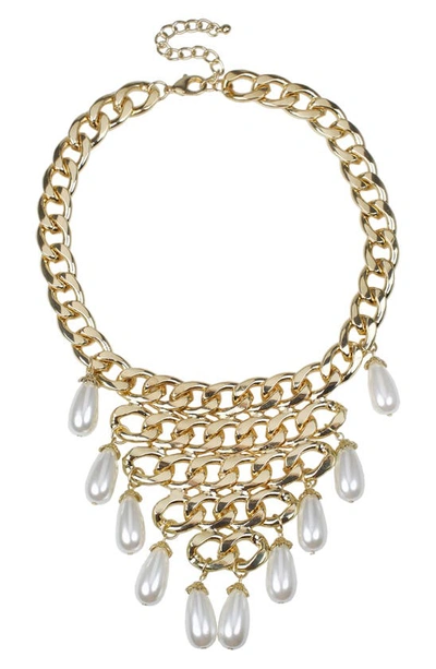 Jardin Imitation Pearl Chain Bib Necklace In White/ Gold