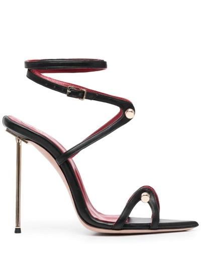 Hardot Her Strappy Sandals In Schwarz