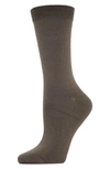 Memoi Seamless Crew Socks In Military Olive