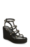 Valentino Rockstud Wedge Sand In Nero