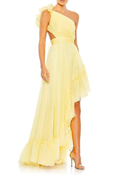 Mac Duggal One-shoulder Ruffle Asymmetric Gown In Butter