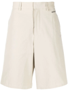 OFF-WHITE OFF-WHITE ARROWS-PRINT BERMUDA SHORTS