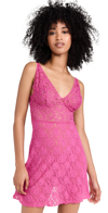 Hanky Panky Signature Lace Retro Plunge Chemise In Dragonfruit