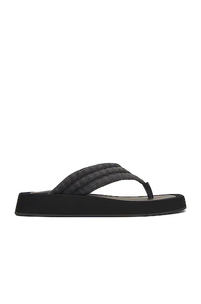 The Row Ginza Thong Sandals In Black/black