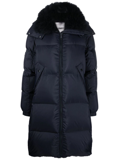 Yves Salomon Technical Fabric Tibet Lamb Collar Puffer Coat In Blau