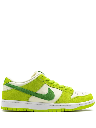 Nike Dunk Low Pro Sneakers In Green