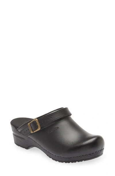 Sanita Ingrid Water Repellent Clog In Black 002