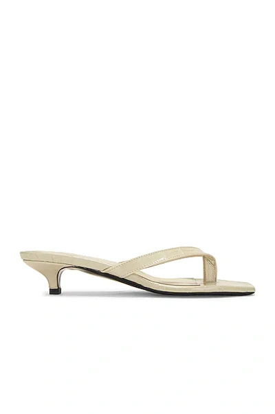 Totême The Flip Flop Cream Crocodile-effect Leather Sandals In Sand Croco