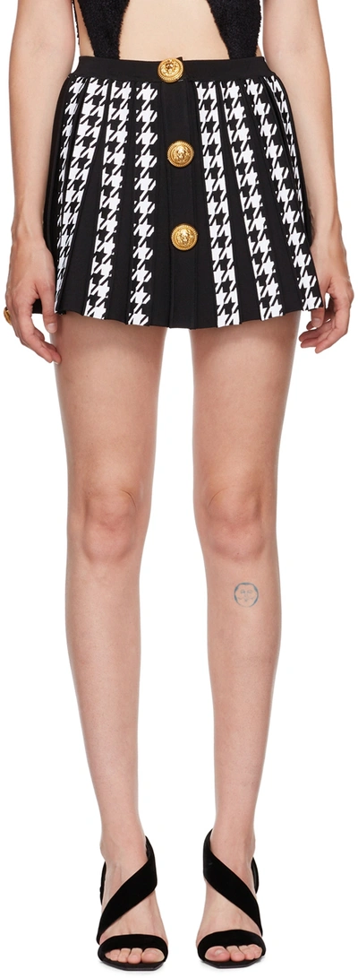 Balmain Button-embellished Pleated Houndstooth Jacquard-knit Mini Skirt In Bianco+nero
