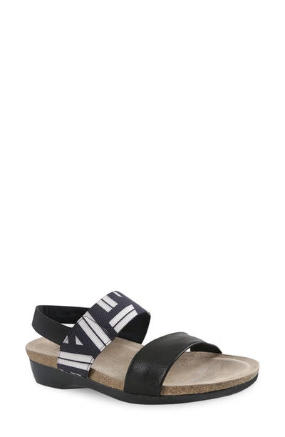 Munro 'pisces' Sandal In Black/ White Gore