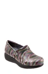 Softwalk Meredith Sport Clog In Multi