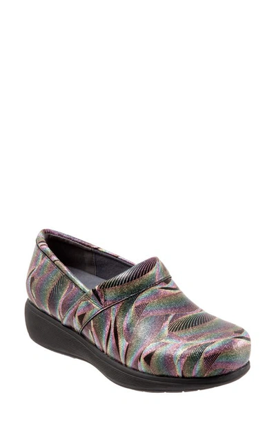 Softwalk Meredith Sport Clog In Wave Multi