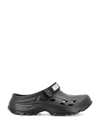 Suicoke Mok Injection Sandals In Black