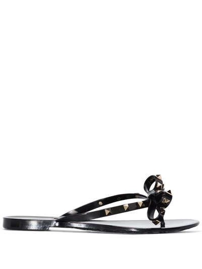 Valentino Garavani Rockstud Flat Thong-strap Sandals In Black
