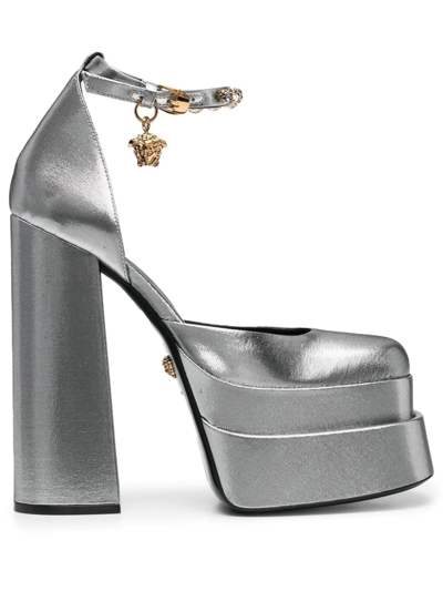 Versace Medusa Head-charm 160mm Heeled Pumps In Silver