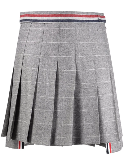 Thom Browne Pleated Checked Skirt In Grey