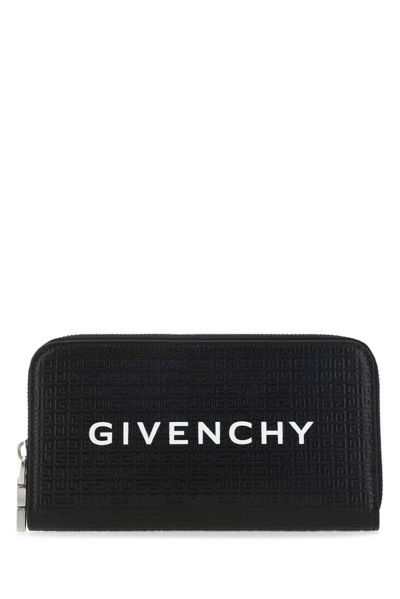 Givenchy 4g Motif Zipped Wallet In Black