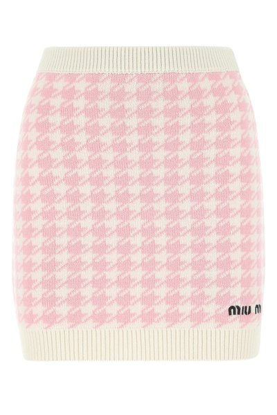 Miu Miu Houndstooth Logo-embroidered Cashmere Mini Skirt In Pink