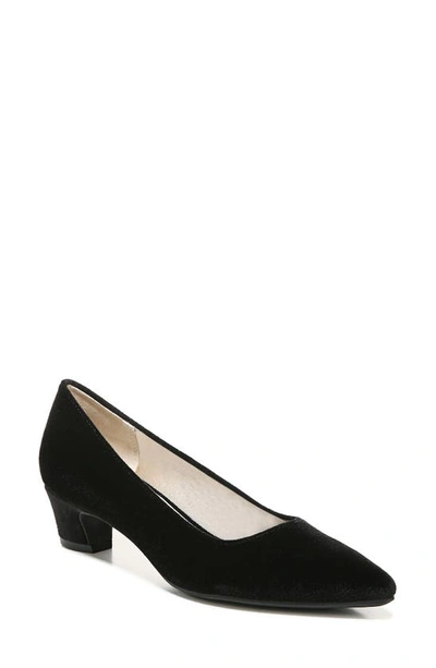 Lifestride Minx Pointed Toe Pump In Black Fabric