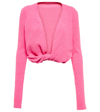 Jacquemus Noue Twist-front Bouclé-knit Cotton-blend Sweater In Pink