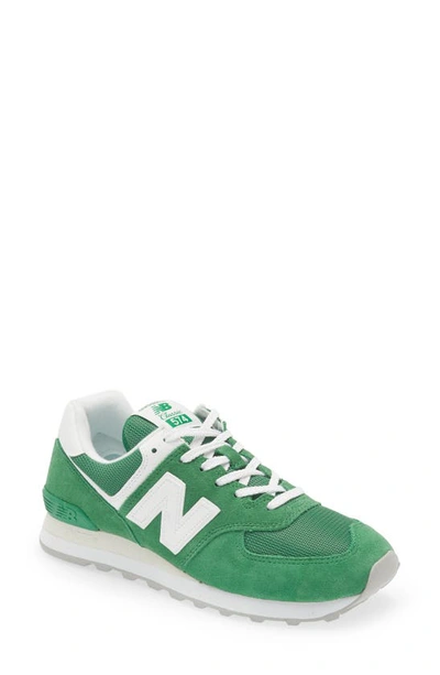 New Balance 574 Classic Sneaker In Green/ White