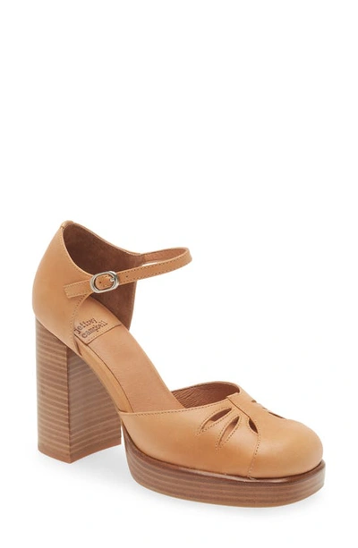 Jeffrey Campbell Star-man Platform Pump In Beige Natural Stack