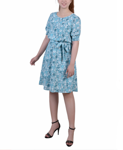 Ny Collection Women's Missy Short Sleeve Pebble Crepe Dress In Teal Disty Floral