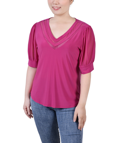 Ny Collection Plus Size Short Puff Sleeve V-neck Top In Fushia Red