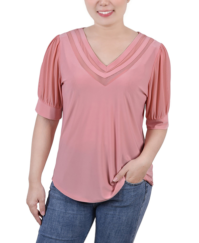 Ny Collection Petite Size Short Puff Sleeve V-neck Top In Mellow Rose