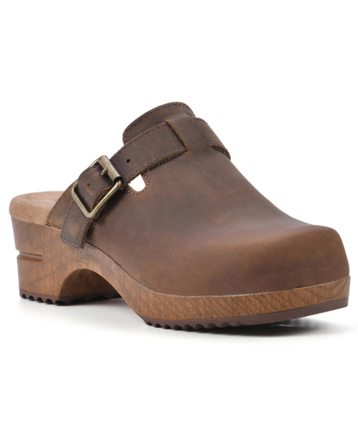 White Mountain Women's Behold Clogs Women's Shoes In Brown,leather