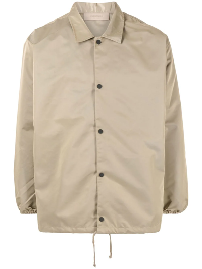 Essentials Coaches Light Jacket In Grün