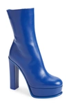 Alexander Mcqueen Leather Platform Boots In Electric Blue