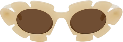 Loewe Beige Flower Sunglasses In 57e Shiny Beige / Br