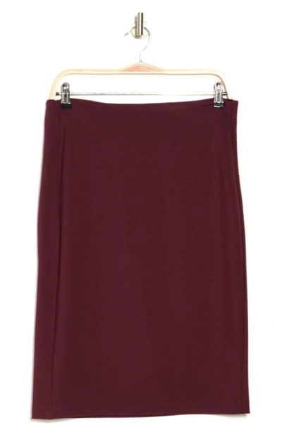 T Tahari Pull-on Ponte Pencil Skirt In Bourgogne