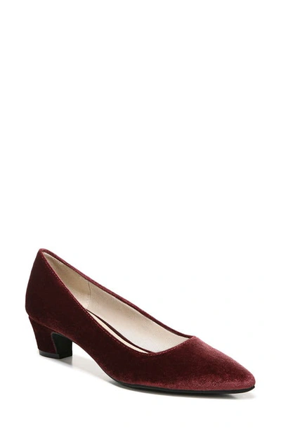 Lifestride Minx Pointed Toe Pump In Red