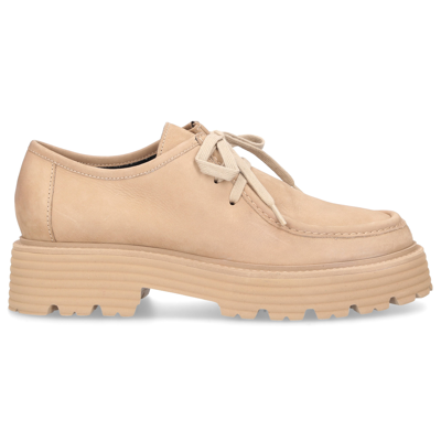 305 Sobe Lace Up Shoes Orly Nubuck In Beige