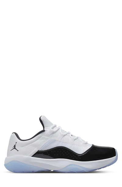 Jordan Air  11 Cmft Low Sneaker In White/ Black