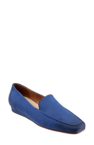 Softwalk Vista Loafer In Royal Blue Nubuck