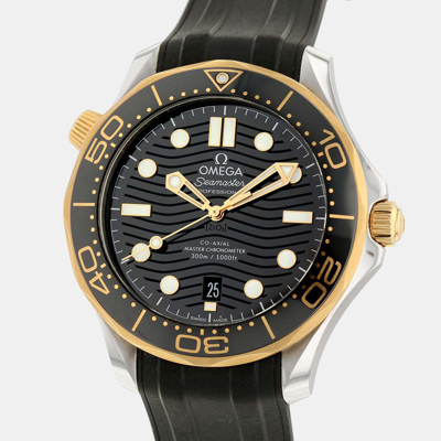 Pre-owned Omega Black 18k Yellow Gold And Stainless Steel Seamaster Diver300 210.22.42.20.01.001 Men's Wristwatch 42