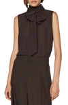 Frame Sleeveless Bow Blouse In Americano