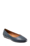 Softwalk Shiraz Flat In Navy