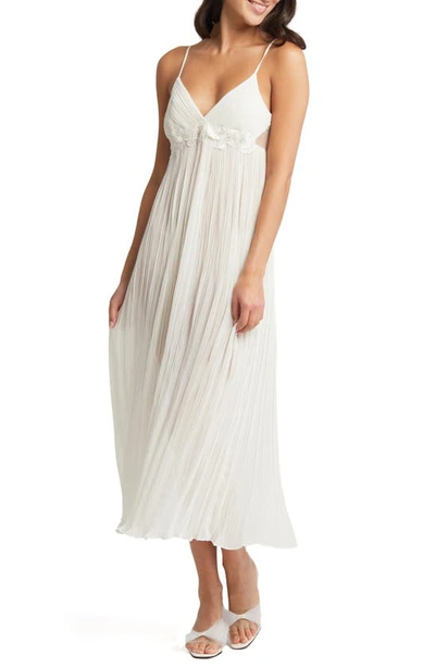 Rya Collection True Love Pleated Floral Applique Nightgown In Ivory