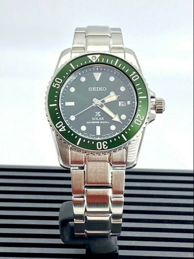 Pre-owned Seiko Prospex Solar Diver's Green Sunray Dial Stainless Steel Men Watch Sne583