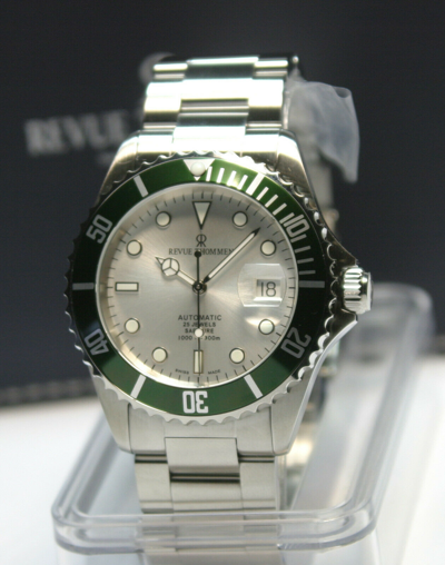 Pre-owned Revue Thommen Diver (984 4/12ft) Automatic Silver / Green Ref 17571.2124 Unworn