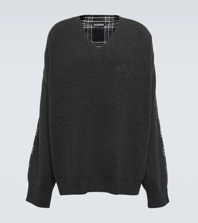 Balenciaga Wool And Cashmere Jumper In Anthracite/blk/white