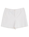 Boutique Moschino Shorts & Bermuda Shorts In White