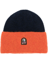 PARAJUMPERS LOGO-PATCH KNITTED BEANIE