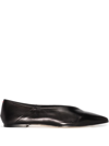 Aeyde Rosa Pointed Pumps In Black